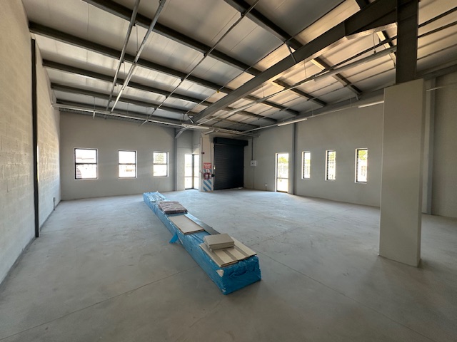 To Let commercial Property for Rent in Marconi Beam Industria Western Cape